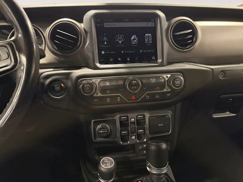 Used 2021 Jeep Wrangler Unlimited Sport w/ Sun And Sound Package AWD/4WD image 12