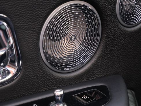 Used 2019 Rolls-Royce Cullinan image 25