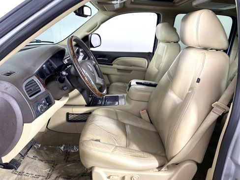 Used 2013 GMC Yukon XL Denali AWD/4WD image 14