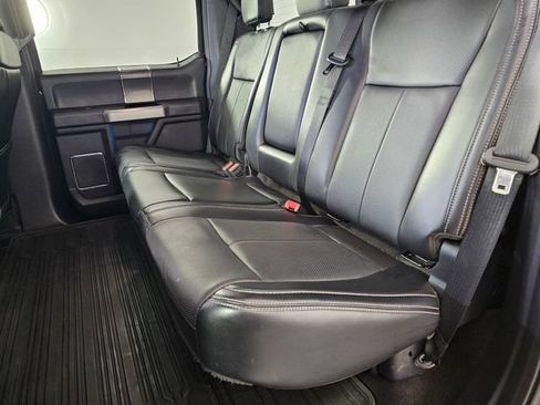 Used 2018 Ford F150 Lariat w/ Equipment Group 502A Luxury AWD/4WD image 13