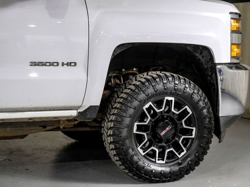 Used 2018 Chevrolet Silverado 3500 W/T image 7