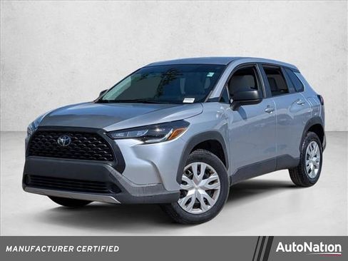 Used 2022 Toyota Corolla Cross L image 1