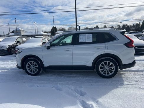 Used 2023 Honda CR-V EX image 2