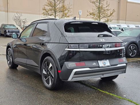 New 2025 Hyundai Ioniq 5 SEL image 5