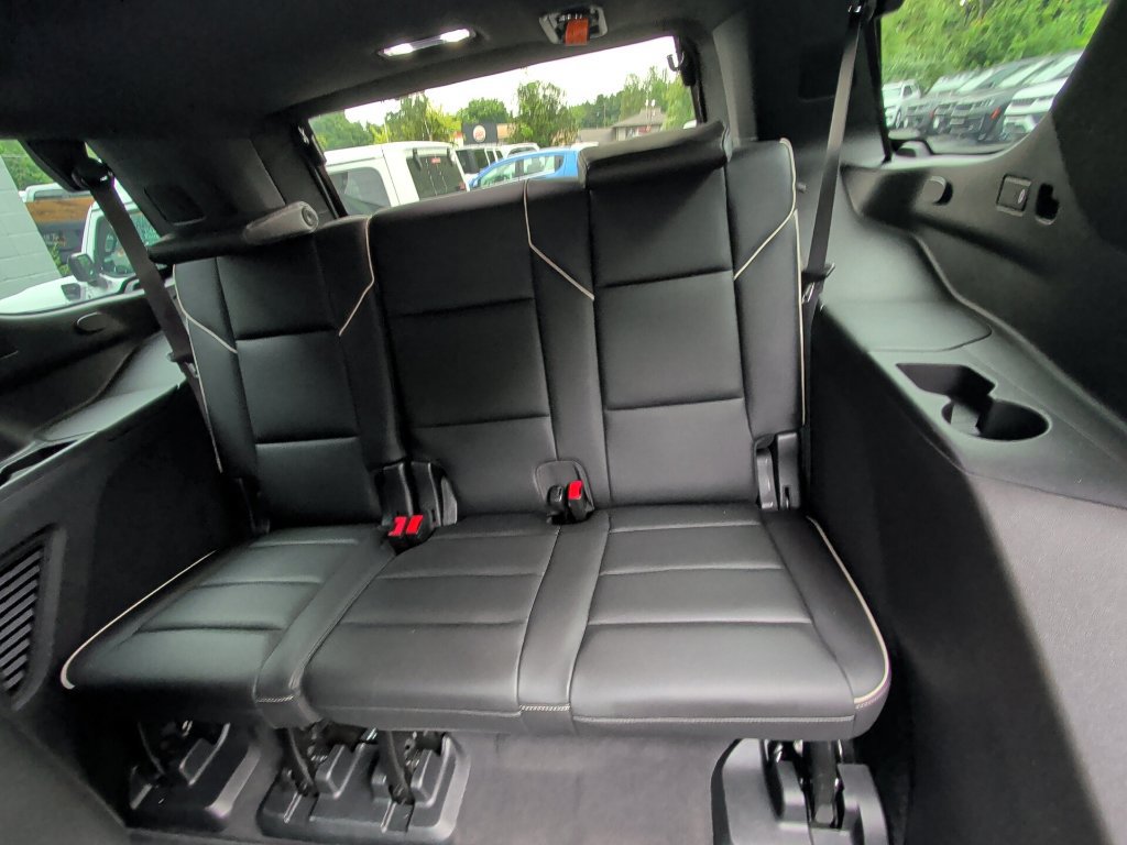 Used 2021 Cadillac Escalade Sport w/ LPO, ONYX Package AWD/4WD image 14