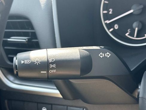 New 2026 Nissan Rogue SV AWD/4WD image 31