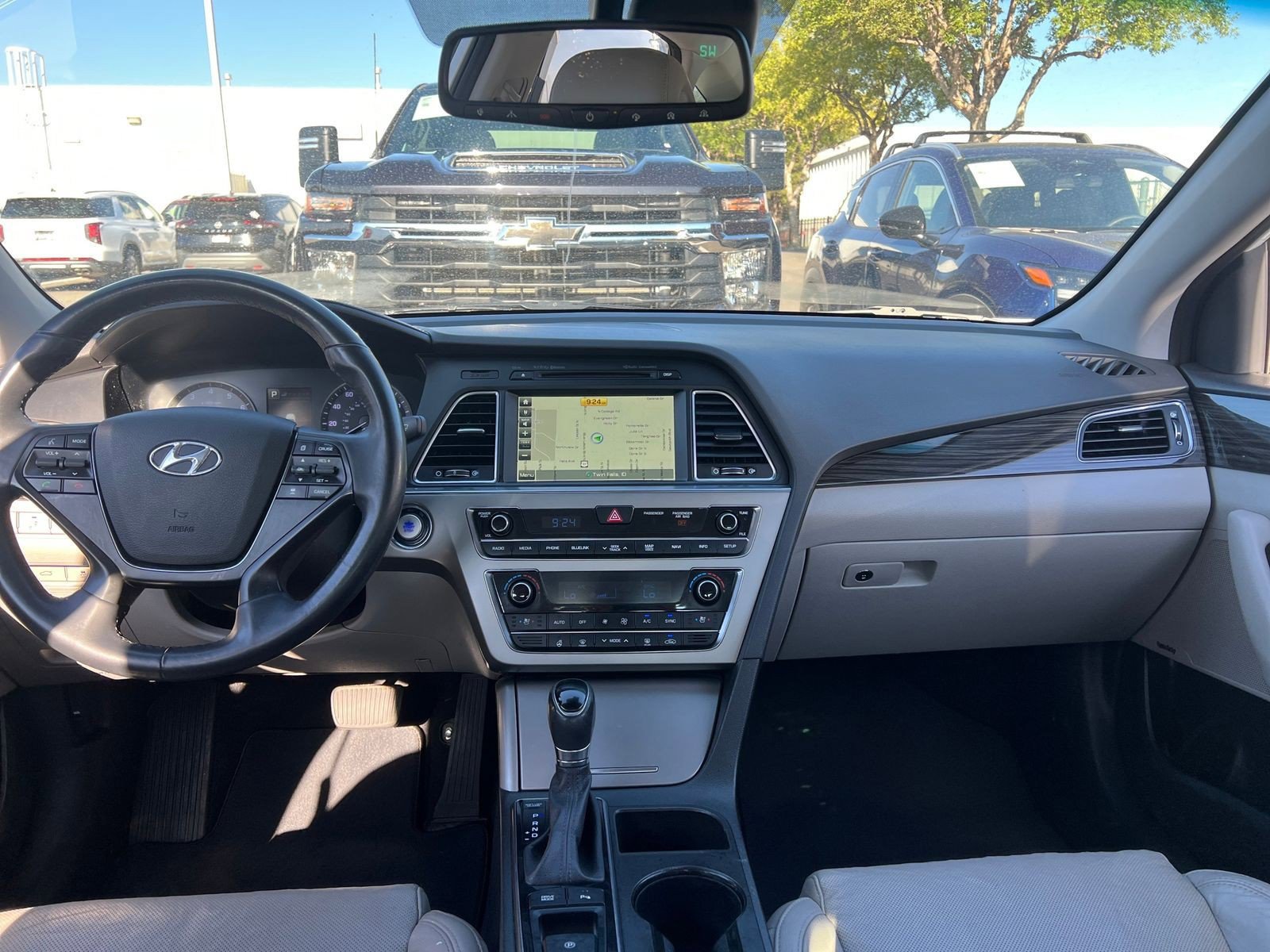 Used 2015 Hyundai Sonata Limited w/ Option Group 06 FWD image 20