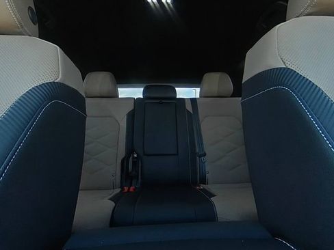 New 2026 Volkswagen Atlas Cross Sport SE image 26