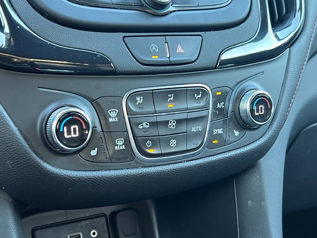 Used 2022 Chevrolet Equinox RS AWD/4WD image 27