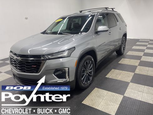 Used 2023 Chevrolet Traverse RS w/ LPO, Floor Liner Package image 1