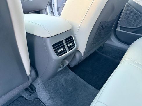 Used 2023 Hyundai Sonata Limited image 26