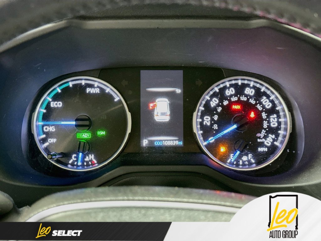 Used 2022 Toyota RAV4 XLE w/ XLE Grade Weather Package AWD/4WD image 15