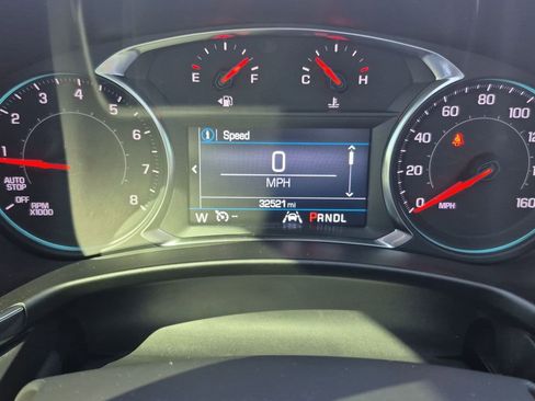 Used 2023 Chevrolet Equinox RS w/ LPO, Cargo Package image 16