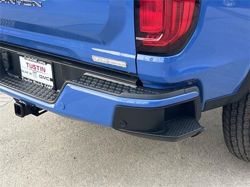 New 2026 GMC Canyon Elevation image 28