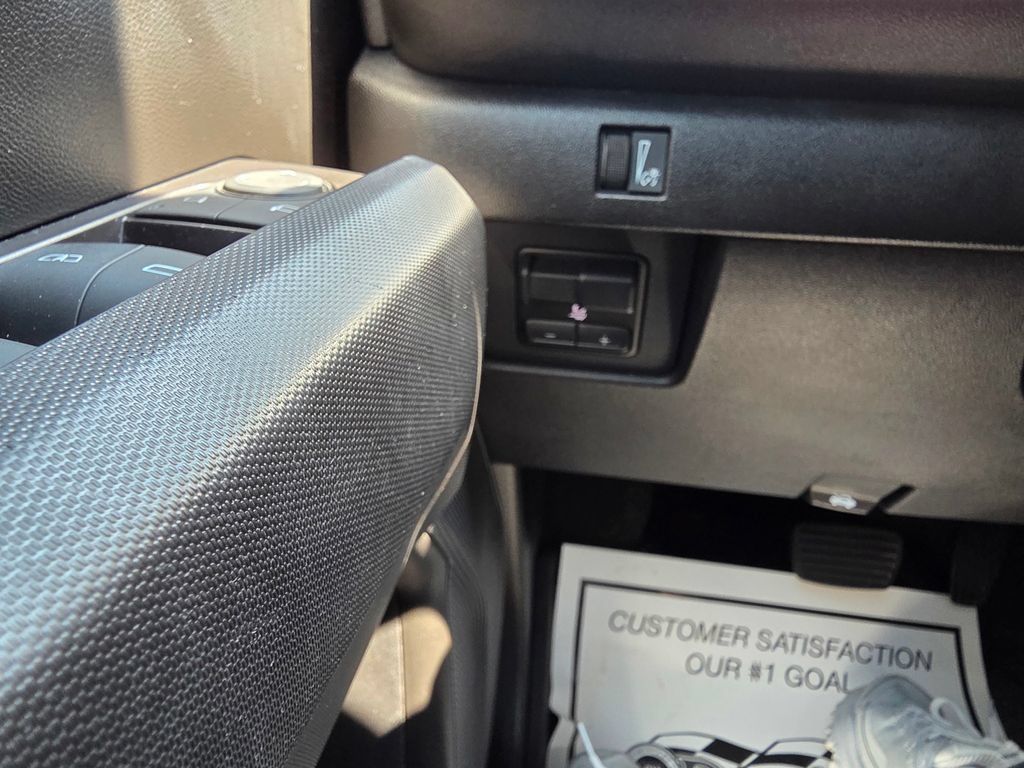 Used 2024 Chevrolet Colorado Trail Boss w/ Advanced Trailering Package AWD/4WD image 32