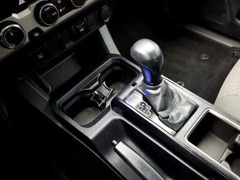 Used 2023 Toyota Tacoma SR image 14