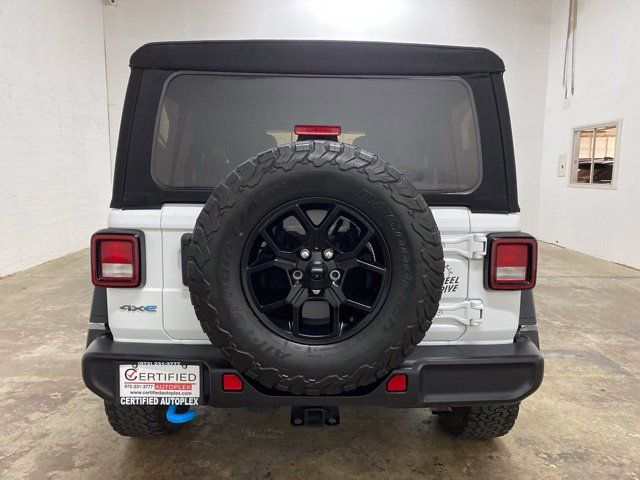 Used 2024 Jeep Wrangler Unlimited AWD/4WD image 4