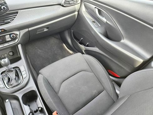 Used 2018 Hyundai Elantra GT w/ Style Package 02 image 13