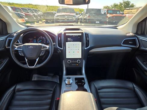 Used 2022 Ford Edge SEL AWD/4WD image 16