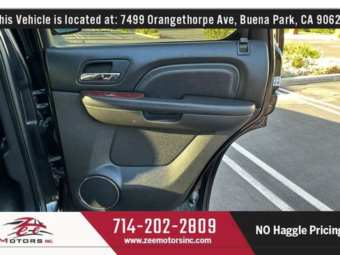 Used 2013 Cadillac Escalade Premium AWD/4WD image 25