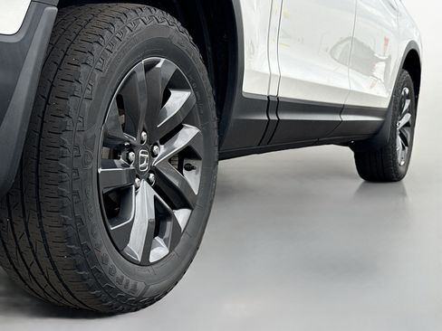 Used 2021 Honda Ridgeline Sport image 17