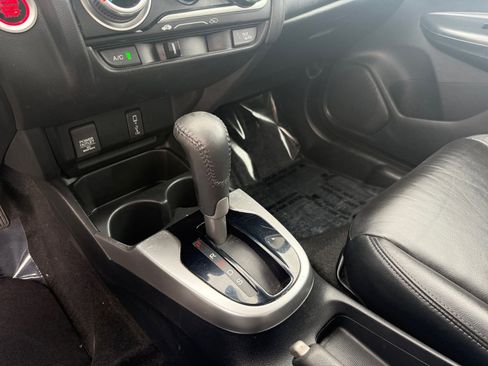 Used 2018 Honda Fit EX-L image 13