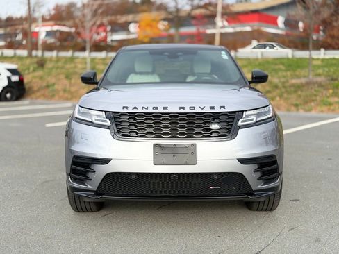 Used 2022 Land Rover Range Rover Velar R-Dynamic S image 10