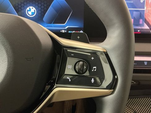 Certified 2025 BMW X3 xDrive30i w/ M Sport Package AWD/4WD image 14