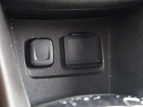 Used 2015 Buick Encore FWD image 24