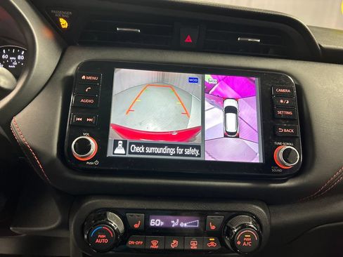 Used 2023 Nissan Kicks SR w/ SR Premium Package FWD image 16