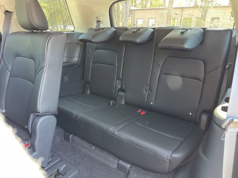 New 2026 Nissan Pathfinder SL w/ Lighting Package image 19