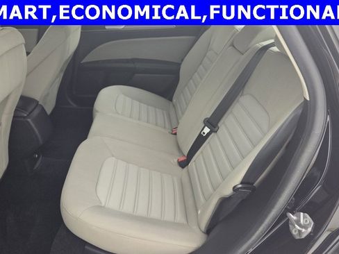 Used 2018 Ford Fusion S image 17