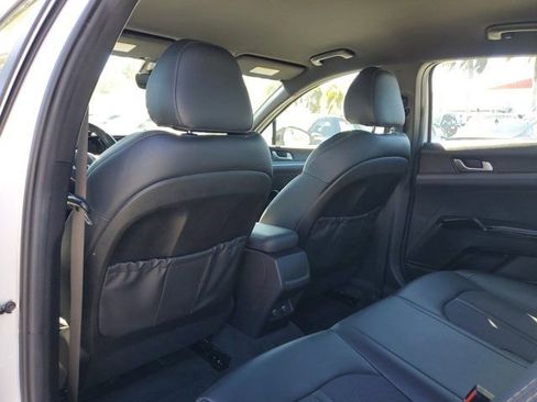 Used 2023 Kia K5 GT-Line image 8