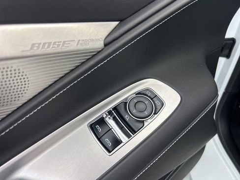 Used 2024 Chevrolet Corvette Z06 image 13