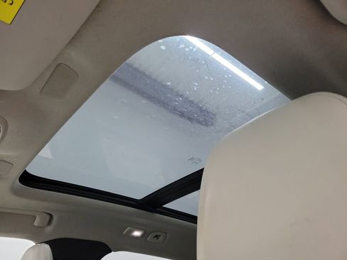 Used 2023 Volvo XC40 B5 Plus w/ Protection Package Premier image 19