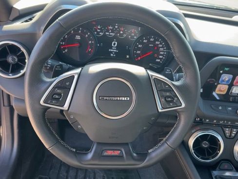 Used 2016 Chevrolet Camaro SS image 18