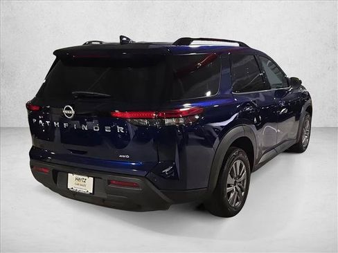 Used 2025 Nissan Pathfinder SV AWD/4WD image 5