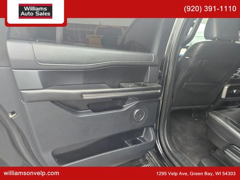 Used 2021 Ford Expedition Max XLT image 12