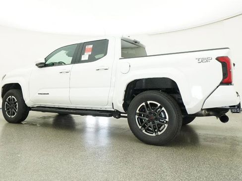 New 2025 Toyota Tacoma TRD Sport image 31