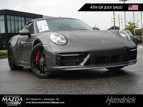 Used 2022 Porsche 911 Targa 4S AWD/4WD image 1