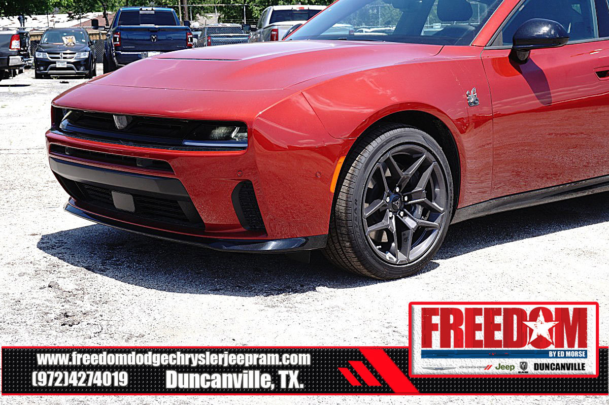 New 2026 Dodge Charger Scat Pack w/ Blacktop Package AWD/4WD image 38