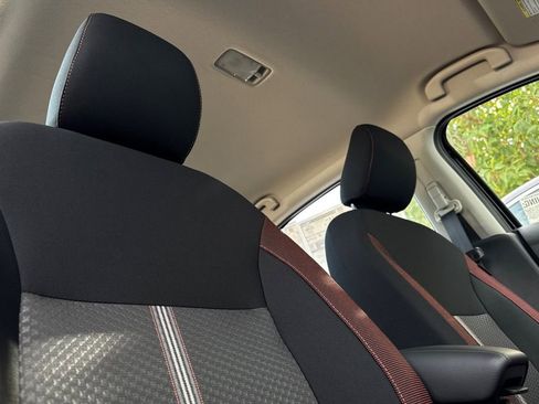 New 2025 Nissan Versa SR w/ Trunk Package image 14