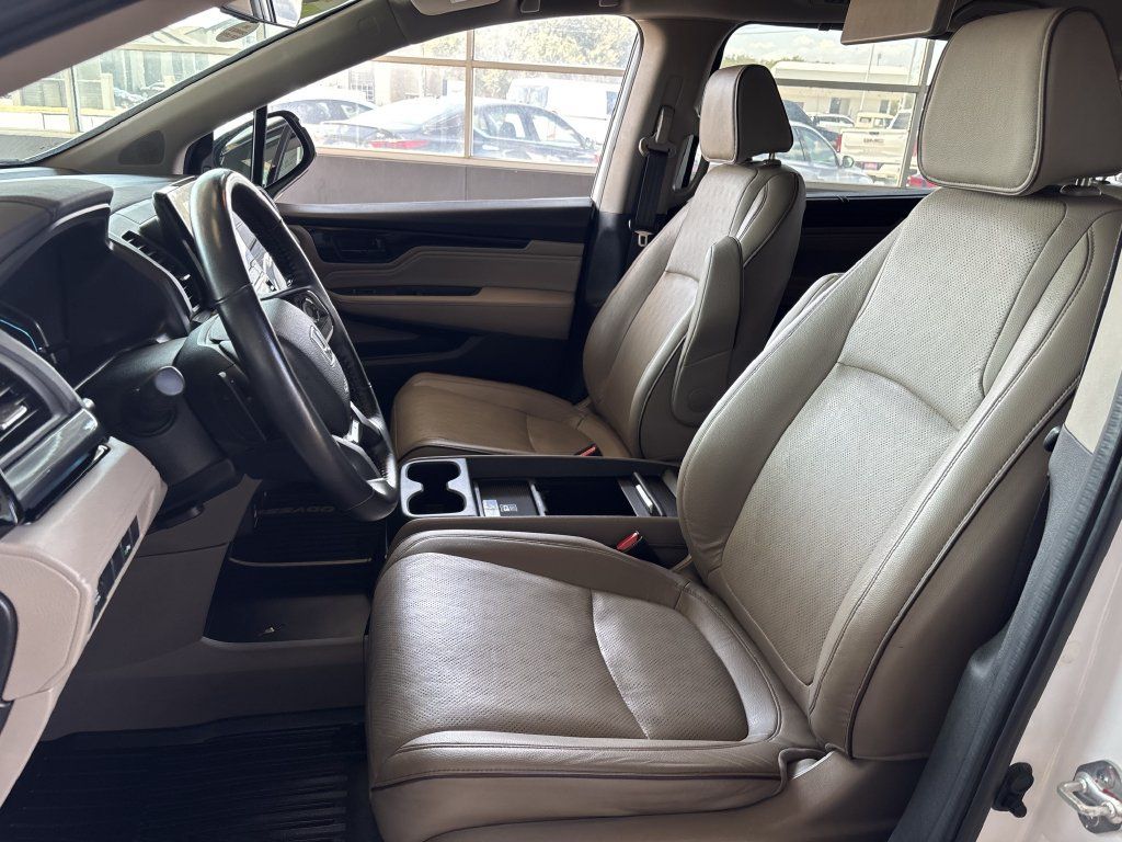 Used 2024 Honda Odyssey Elite image 23