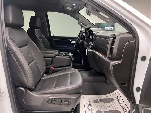Used 2025 GMC Sierra 3500 SLT image 49