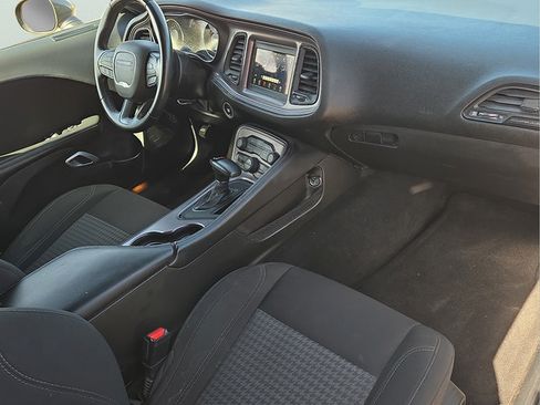 Used 2023 Dodge Challenger SXT RWD image 7