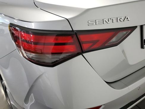 Used 2022 Nissan Sentra SV w/ Trunk Package FWD image 31