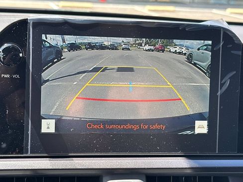 Used 2026 Lexus UX 300h FWD image 19