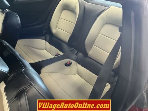 Used 2016 Ford Mustang GT Premium RWD image 35