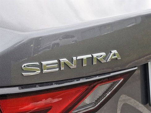 Used 2025 Nissan Sentra S image 30