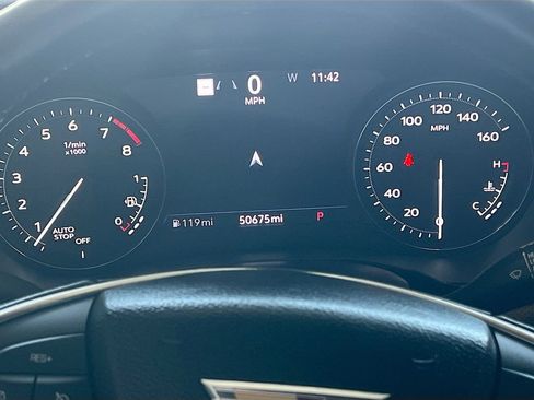 Used 2023 Cadillac XT5 Premium Luxury w/ Technology Package FWD image 12